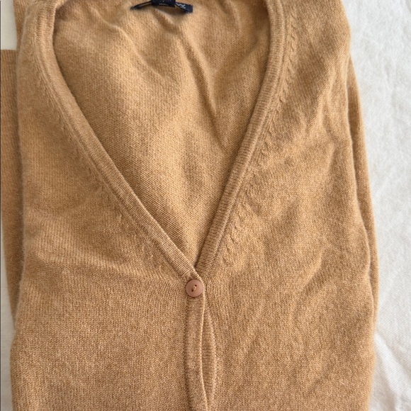 Preview International Soft Tan Cardigan100% cashmere - Picture 14 of 15